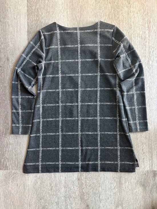 Christopher & Banks Tops - Christopher & Banks Grey and White Long Sweater